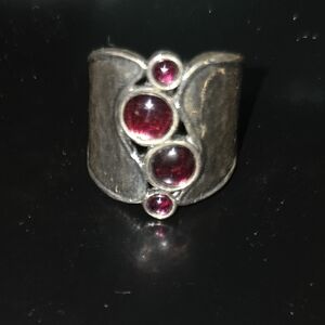 Silpada 925 Sterling Silver Garnet Ring